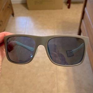 Costa Del Mar Remora sunglasses.